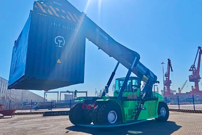 捷報(bào)不斷！徐工港機(jī)多區(qū)域定制化交付助力首季“開門紅”