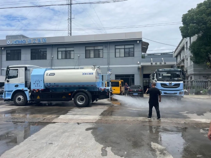 “滬”動綠色！徐工新能源環衛裝備亮相上海推介會