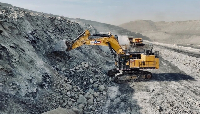 礦區得力干將：徐工XE1350G Pro，高效可靠，不負重托