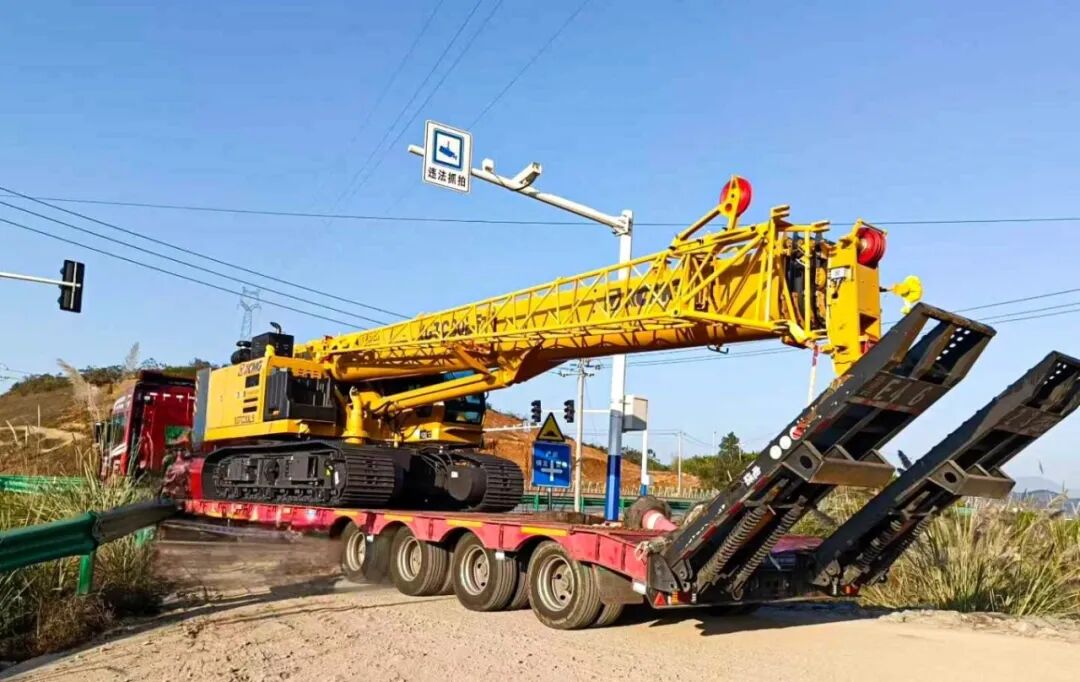 松軟泥地也穩(wěn)如泰山？這臺徐工XGTC30L5，專治各種站不穩(wěn)！